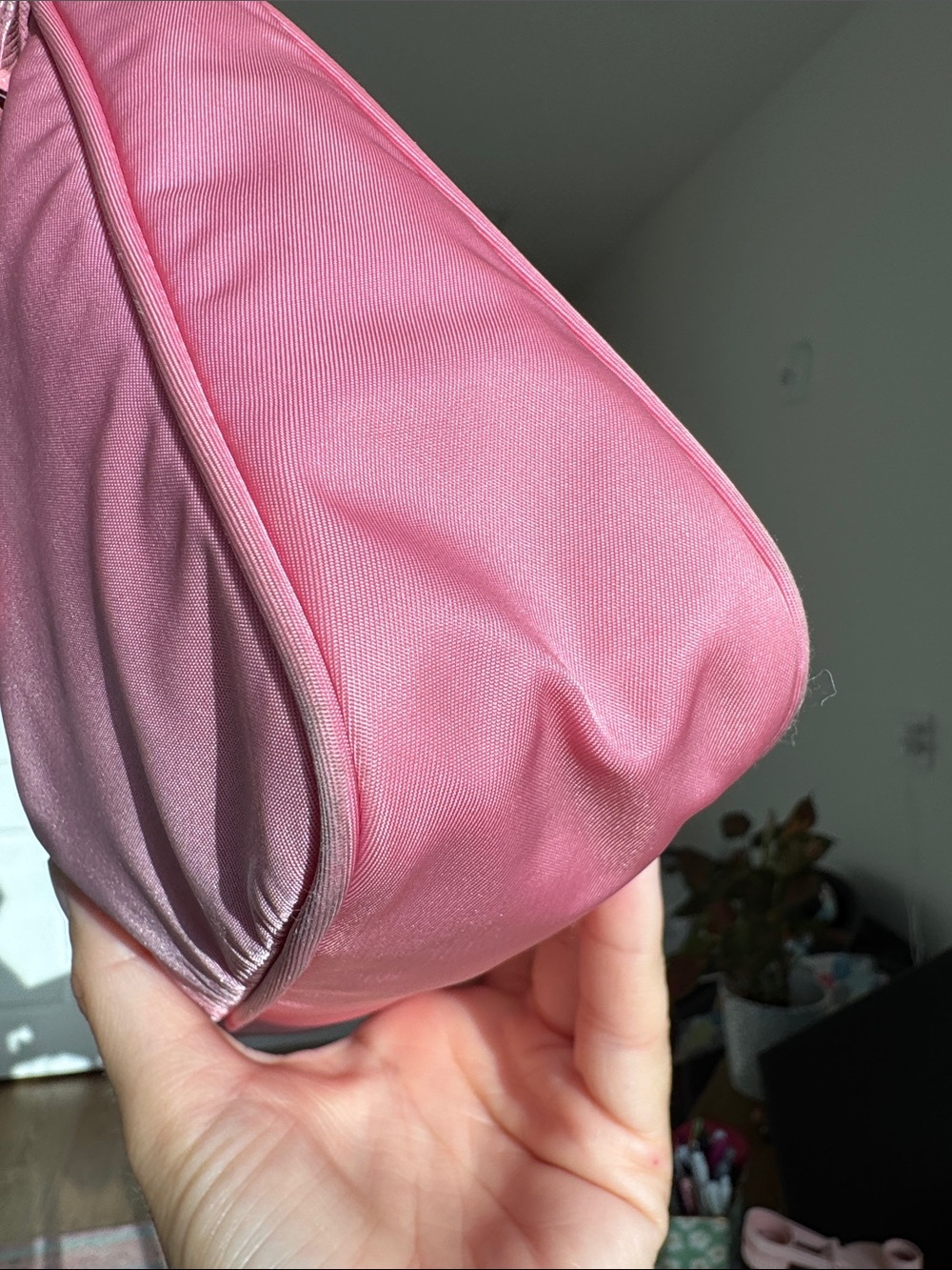 Authentic Prada Re-Edition 2000 Pink Nylon Shoulder Bag - Picture 7 of 17